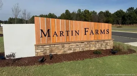 820 Fernwind Circle Aberdeen NC 28315