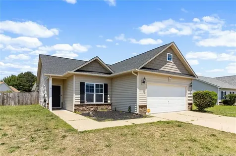 695 Broad Drive Raeford NC 28376