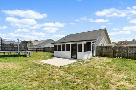 695 Broad Drive Raeford NC 28376