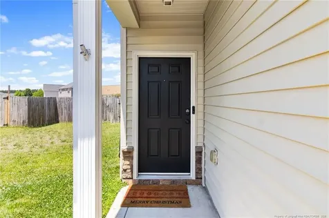 695 Broad Drive Raeford NC 28376