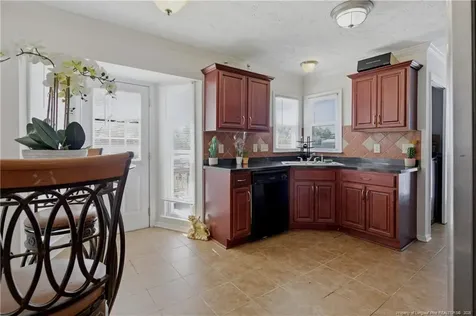 4824 Deer Lakes Road Fayetteville NC 28311