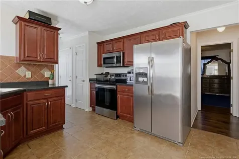 4824 Deer Lakes Road Fayetteville NC 28311