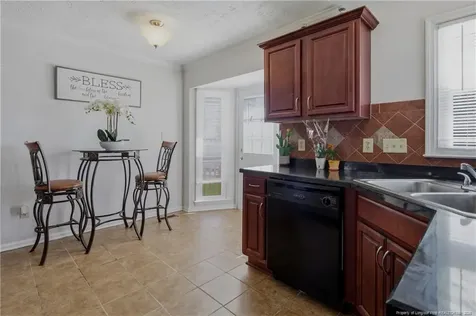 4824 Deer Lakes Road Fayetteville NC 28311
