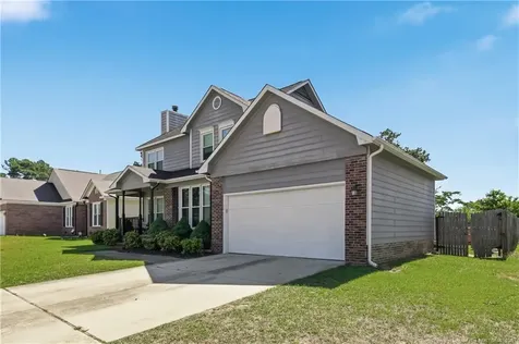 4824 Deer Lakes Road Fayetteville NC 28311