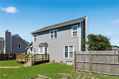 4824 Deer Lakes Road Fayetteville NC 28311