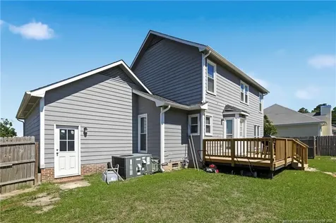 4824 Deer Lakes Road Fayetteville NC 28311