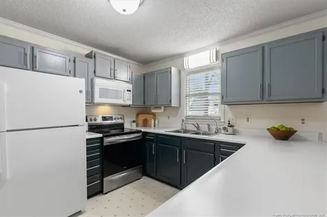 1939 Fairforest Drive Fayetteville NC 28304