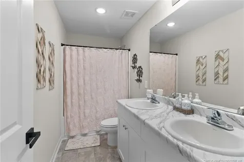 5423 E Patterson Street Hope Mills NC 28348