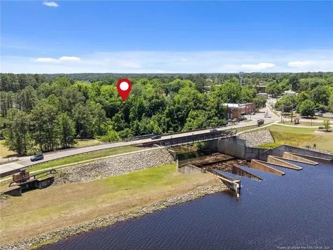 5423 E Patterson Street Hope Mills NC 28348