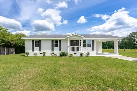 80 Elmhurst Street Clarkton NC 28433