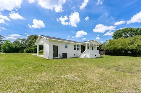 80 Elmhurst Street Clarkton NC 28433