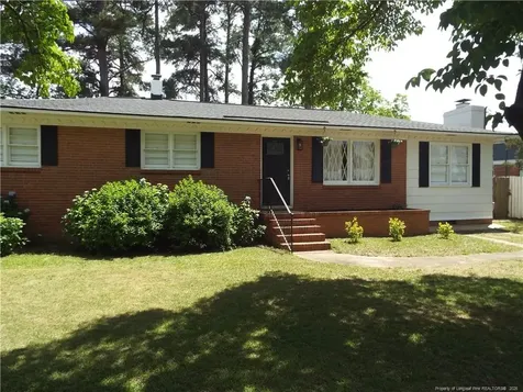 5101 N Sumac Circle Fayetteville NC 28304