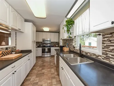 3551 Sturbridge Drive Hope Mills NC 28348