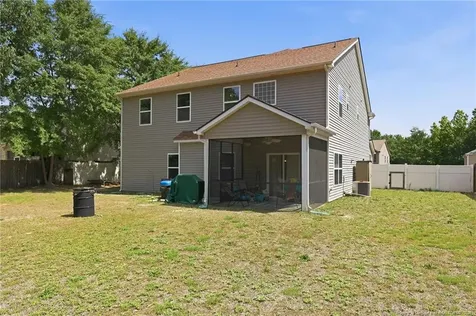 1512 Dulles Road Hope Mills NC 28348
