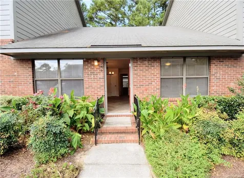 206 Villa Drive Fayetteville NC 28311