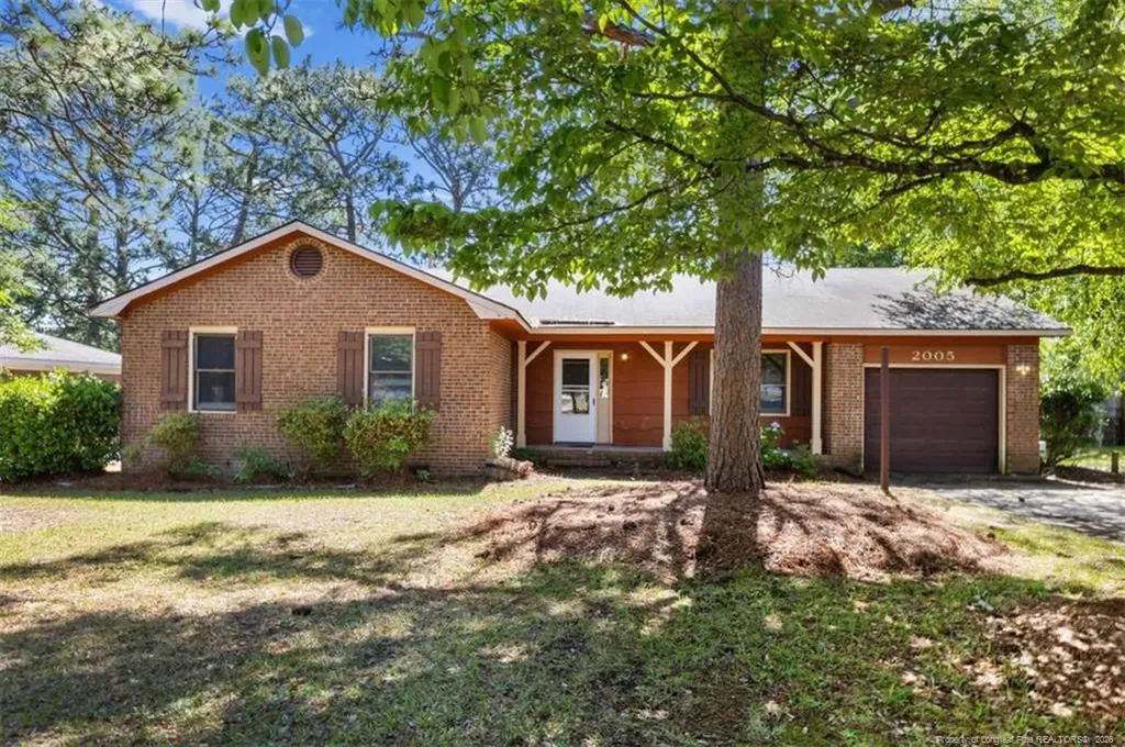 2005 Dockside Drive Fayetteville NC 28304