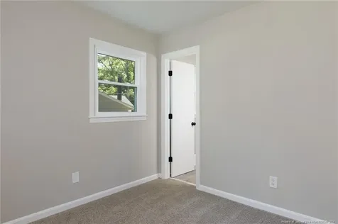 1034 Riverside Circle Spring Lake NC 28390