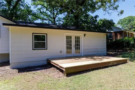 1034 Riverside Circle Spring Lake NC 28390