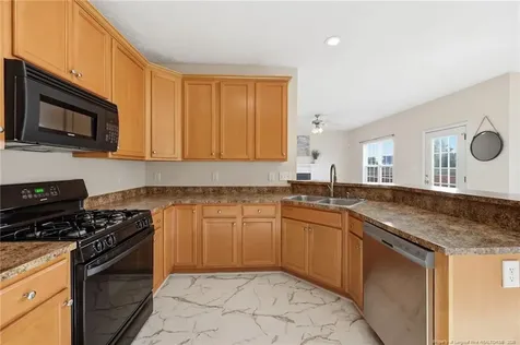 1114 Thistle Gold Drive Hope Mills NC 28348