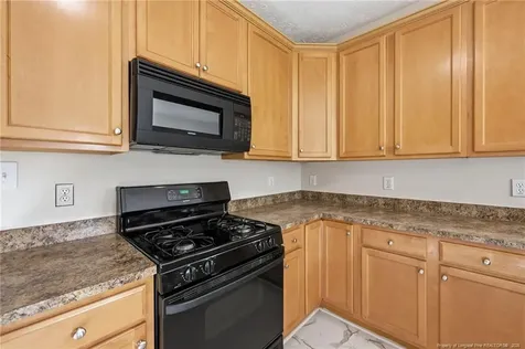 1114 Thistle Gold Drive Hope Mills NC 28348