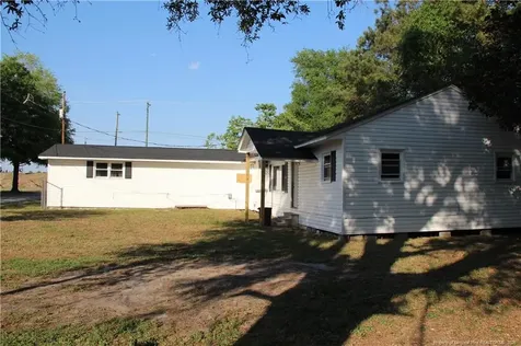 5211 Red Maple Lane Hope Mills NC 28348