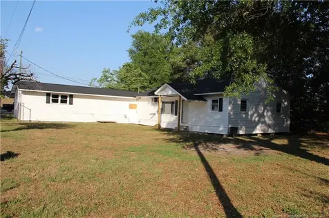5211 Red Maple Lane Hope Mills NC 28348