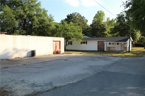 5211 Red Maple Lane Hope Mills NC 28348