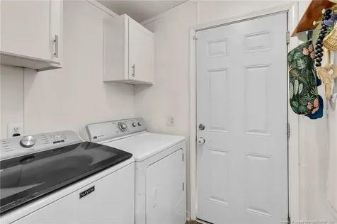 93 Castle Wood Sanford NC 27332
