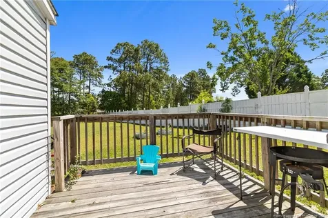 93 Castle Wood Sanford NC 27332