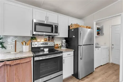 93 Castle Wood Sanford NC 27332