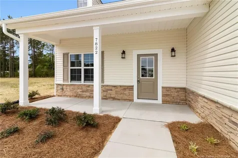 7822 Iron Court Fayetteville NC 28306