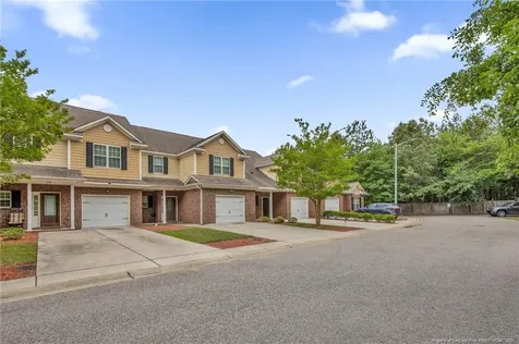 1106 Braybrooke Place Fayetteville NC 28314
