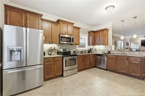 1124 Braybrooke Place Fayetteville NC 28314