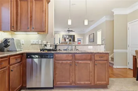 1124 Braybrooke Place Fayetteville NC 28314