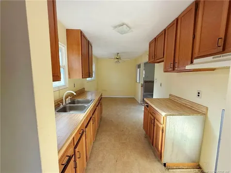 5503 River Road Hope Mills NC 28348