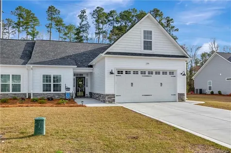 204 Oak Pointe Circle Lumberton NC 28358