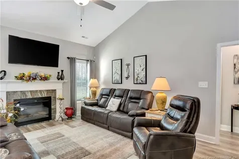 204 Oak Pointe Circle Lumberton NC 28358