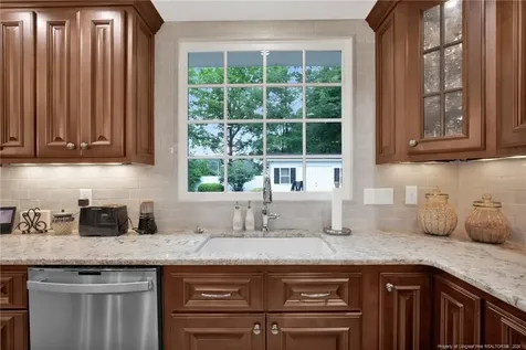 208 Shawcroft Road Fayetteville NC 28311