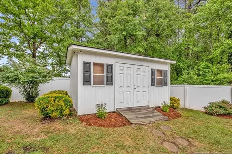 208 Shawcroft Road Fayetteville NC 28311