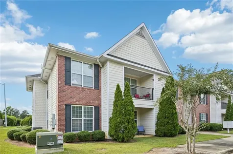 1930 Harcourt Circle Fayetteville NC 28304