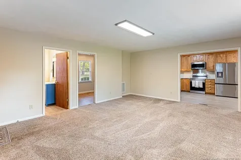 1802 Flintshire Road Fayetteville NC 28304