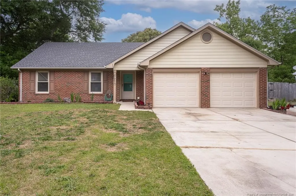 6729 Pacific Avenue Fayetteville NC 28314