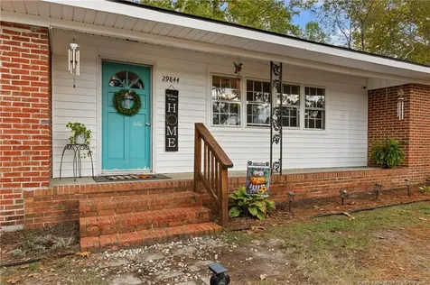 29844 N Turnpike Road Wagram NC 28396
