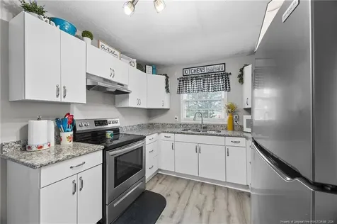 29844 N Turnpike Road Wagram NC 28396