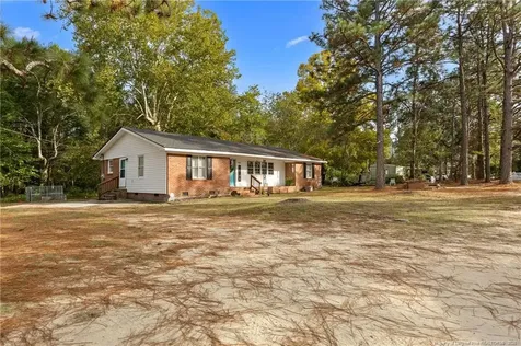 29844 N Turnpike Road Wagram NC 28396
