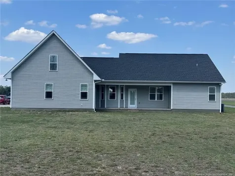 2935 Hayfield Road Wade NC 28395