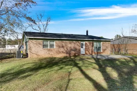 4783 Friar Avenue Fayetteville NC 28304