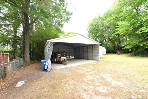 4209 Edgedale Drive Fayetteville NC 28304