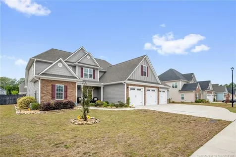 3520 Glencastle Lane Fayetteville NC 28306