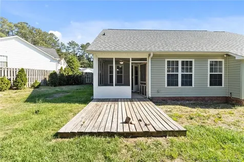 108 Woodland Court Raeford NC 28376